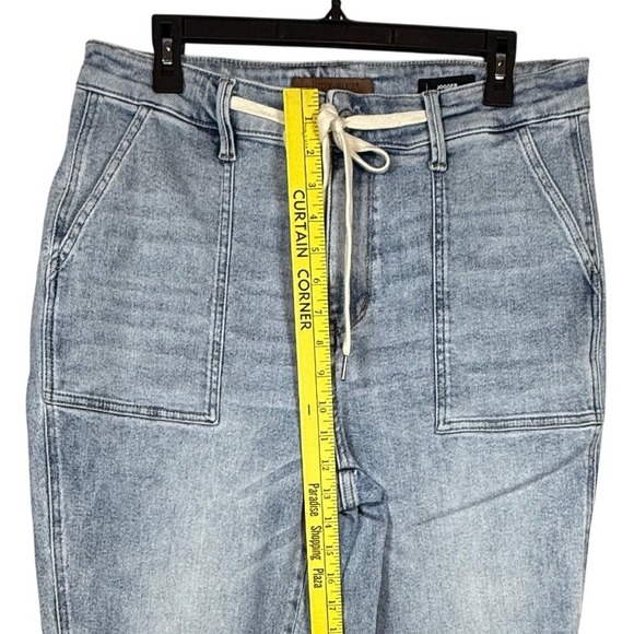 JUDY BLUE CURVY SATURDAY
MORNING HIGH RISE JOGGER, BOYFRIEND
JEANS, Size 31 - Picture 9 of 12